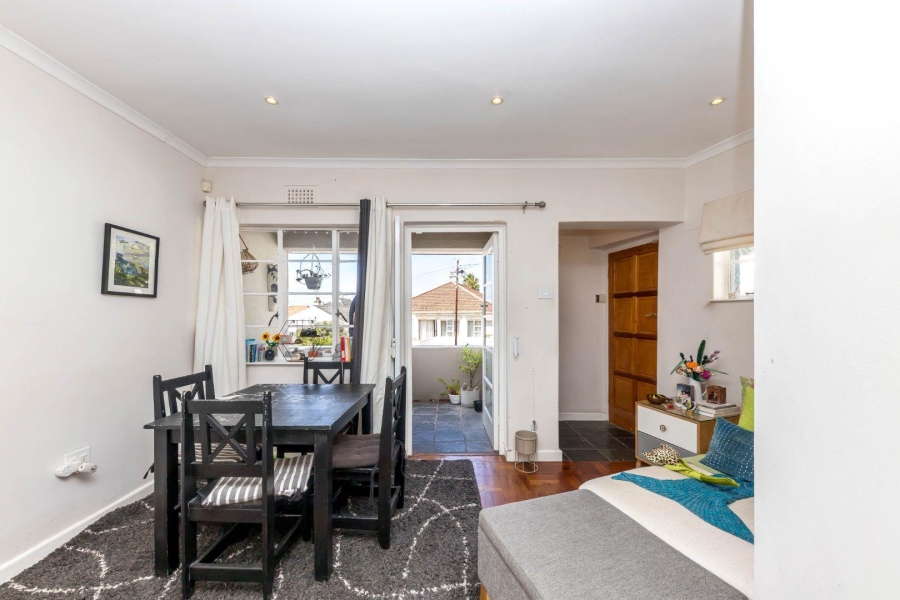 1 Bedroom Property for Sale in Sea Point Western Cape